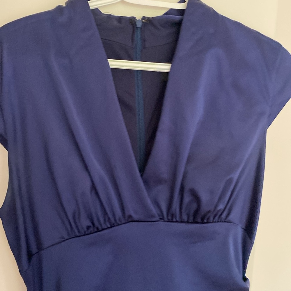 Dress - Picture 3 of 4